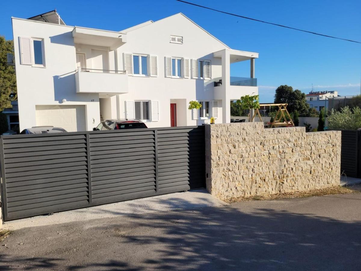 Haus Dalmatia With Heated Pool Apartment Bibinje Ngoại thất bức ảnh