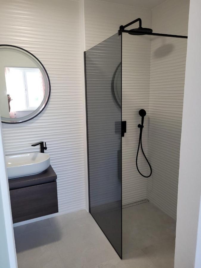 Haus Dalmatia With Heated Pool Apartment Bibinje Ngoại thất bức ảnh