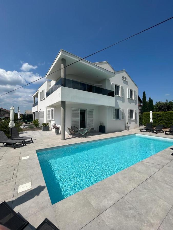 Haus Dalmatia With Heated Pool Apartment Bibinje Ngoại thất bức ảnh