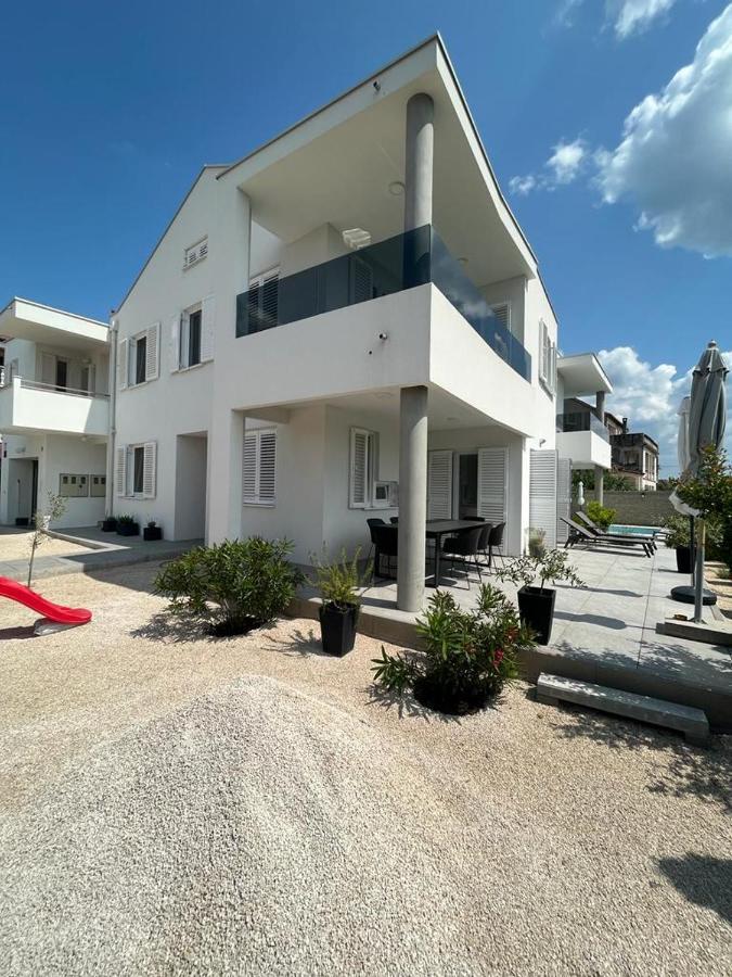 Haus Dalmatia With Heated Pool Apartment Bibinje Ngoại thất bức ảnh