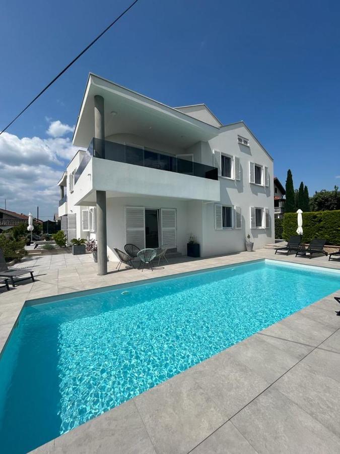 Haus Dalmatia With Heated Pool Apartment Bibinje Ngoại thất bức ảnh