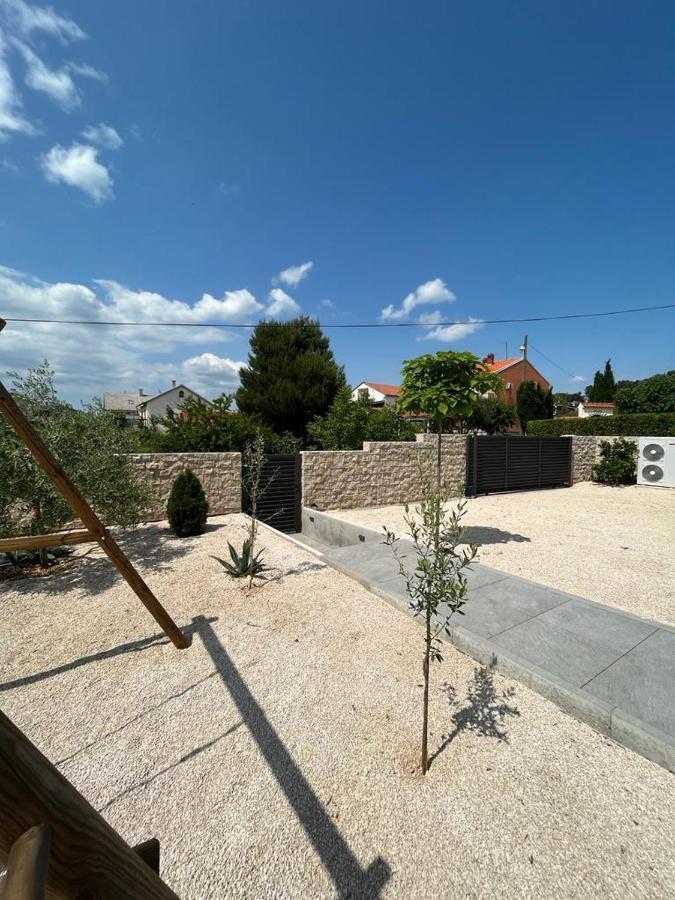 Haus Dalmatia With Heated Pool Apartment Bibinje Ngoại thất bức ảnh