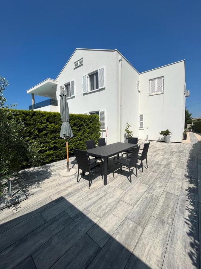 Haus Dalmatia With Heated Pool Apartment Bibinje Ngoại thất bức ảnh